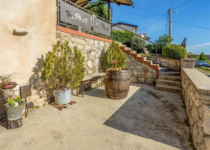 펜션 1 Bedroom Cozy In Mošćenička Draga