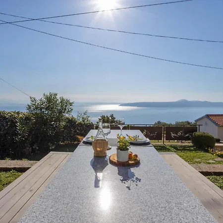 Stunning In Mošćenička Draga